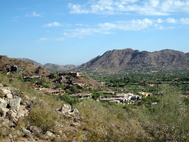 Climbing up the Cholla Trail to the top of Saddleback